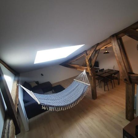 La Roche-Chalais Appartement Neuf Climatise Sous Les Toits מראה חיצוני תמונה