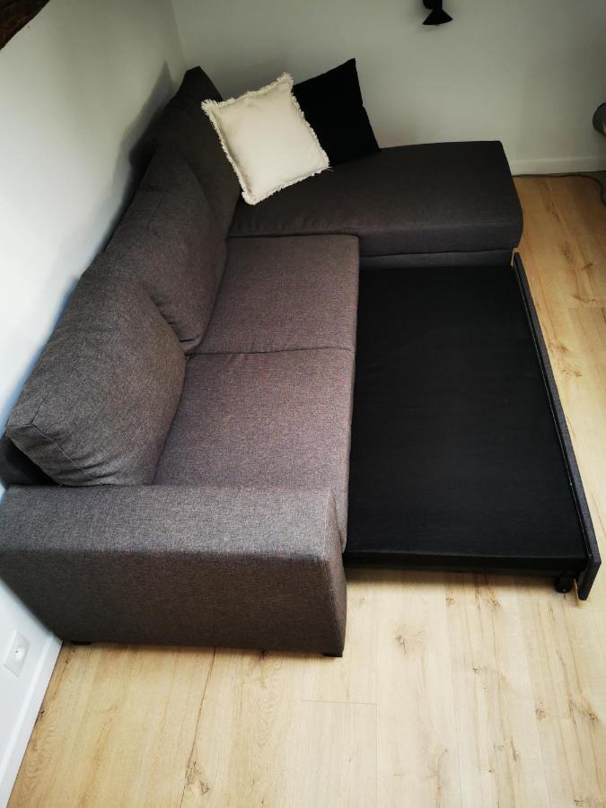 La Roche-Chalais Appartement Neuf Climatise Sous Les Toits מראה חיצוני תמונה