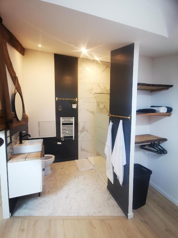 La Roche-Chalais Appartement Neuf Climatise Sous Les Toits מראה חיצוני תמונה
